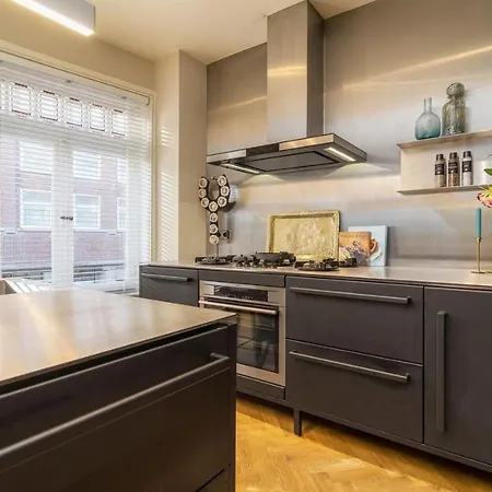 아파트 Appartement Oudezijds Voorburgwal Amsterdam 암스테르담